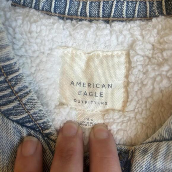American Eagle denim, Faux Fur Lined,  Bomber Jacket Size Large. - Picture 2 of 7